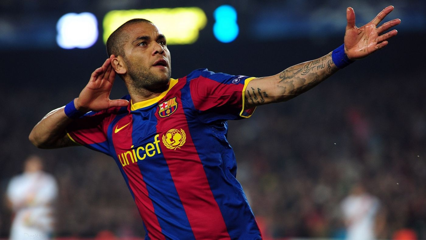 成都蓉城王牌指挥官刚枯坐板凳，就要离队去上港？孙祥为此乐开花