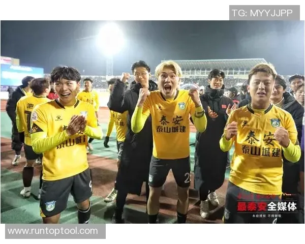 德州扑克中的“反心理”：如何让对手觉得你正在进行一次拙劣的诈唬。（德州扑克中的逆向心理战：如何让对手误以为你在进行拙劣的诈唬）